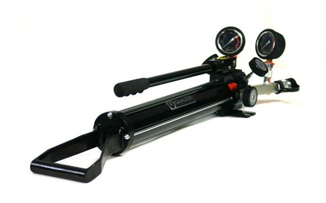 پمپ دستی هیدرولیکی دو پورت تک سرعته مدل HP-1000 D ساخت اکولایزر انگلستان